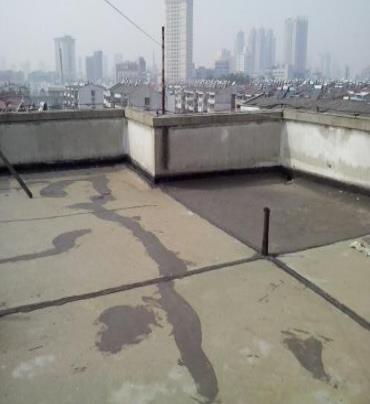 乌什漏水维修 楼顶漏水是什么原因，楼顶漏水维修方法是什么?